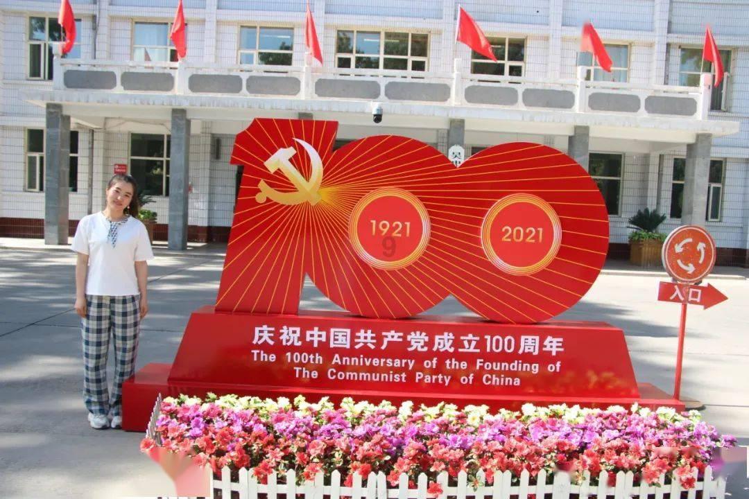时尚女装设计师